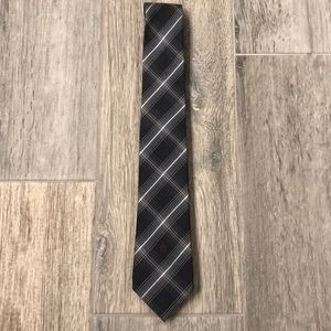 Penguin plaid tie